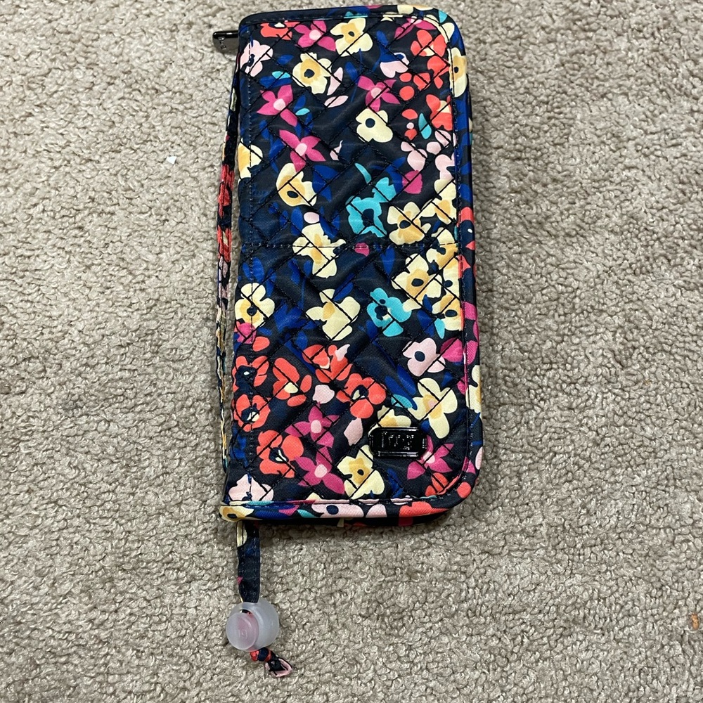 Lug Sleeper brush holder cosmetics bag